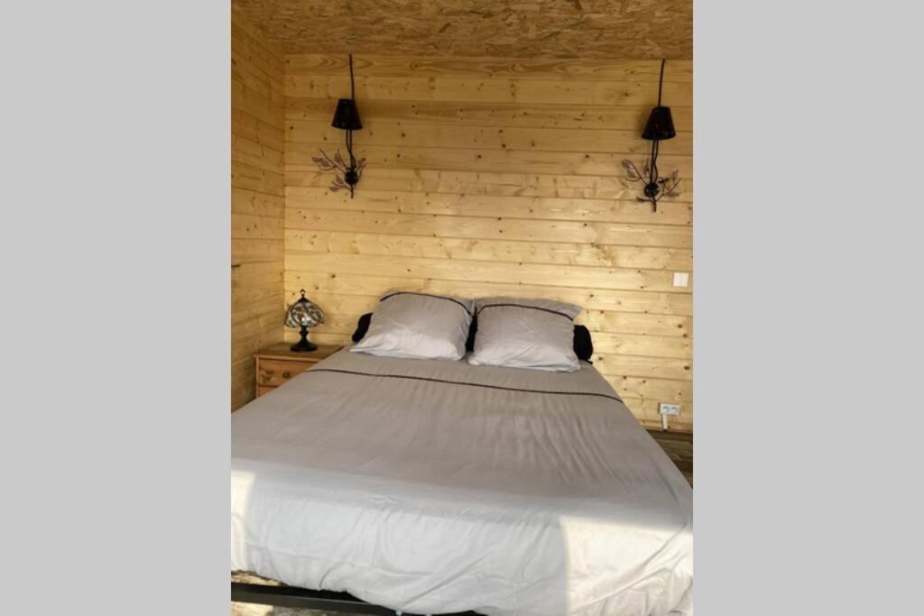 Charmant Chalet Pour 2 Personnes Spa Prive Massillargues-Attuech 外观 照片