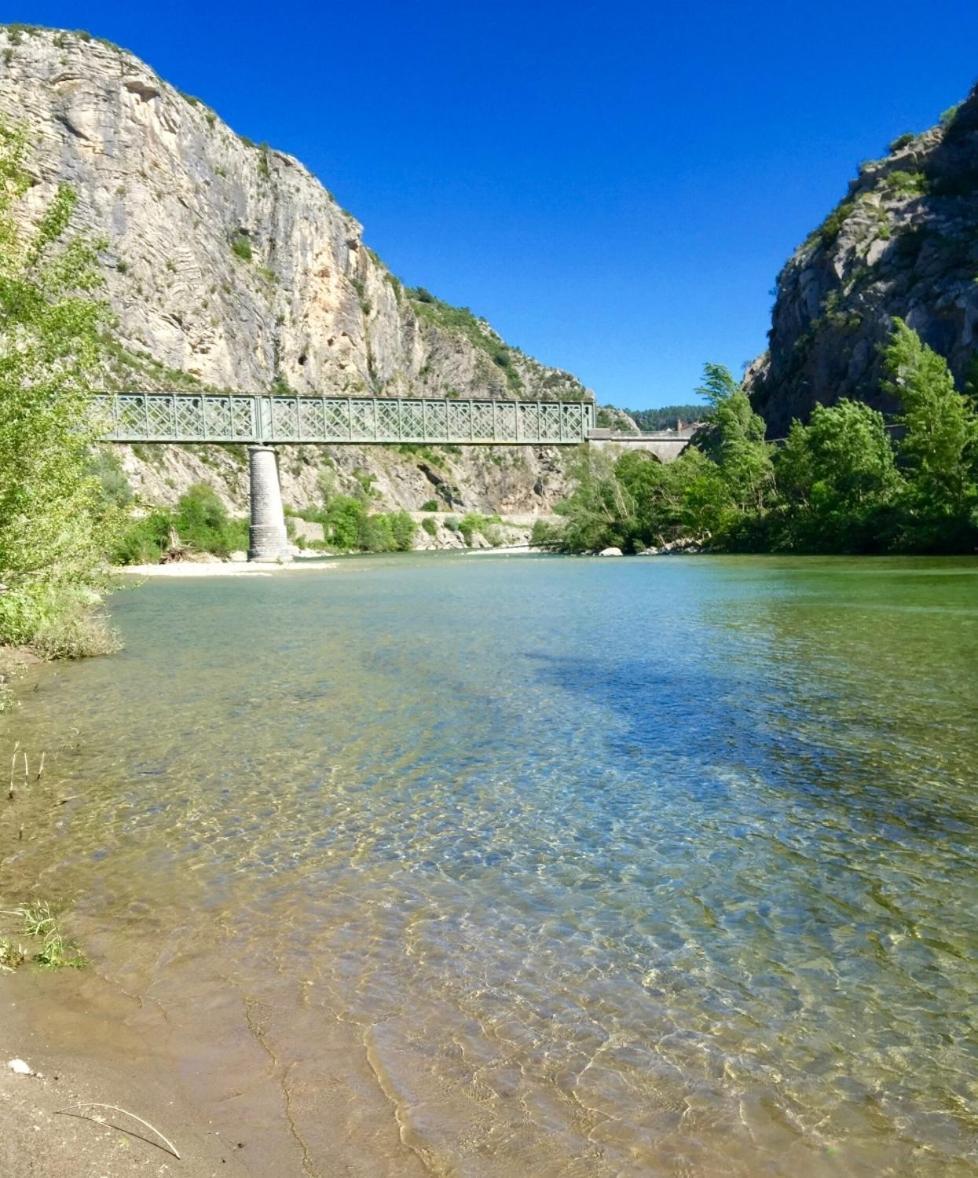 Charmant Chalet Pour 2 Personnes Spa Prive Massillargues-Attuech 外观 照片